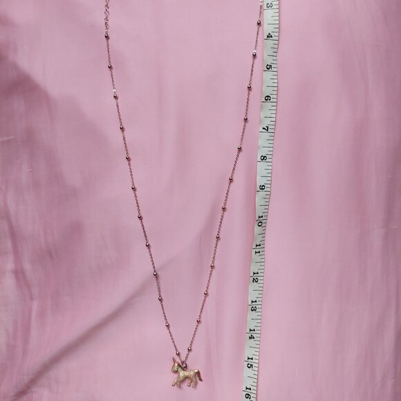Pink rose gold glitter unicorn necklace - Picture 3 of 3